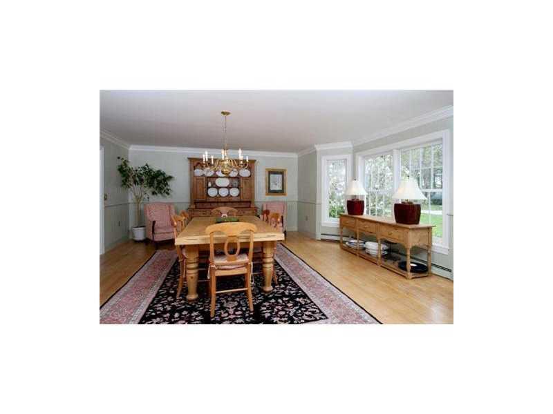 20 Ledge Road Cumberland Foreside, ME 04110 - Photo 12 of 23 Dining Room.
