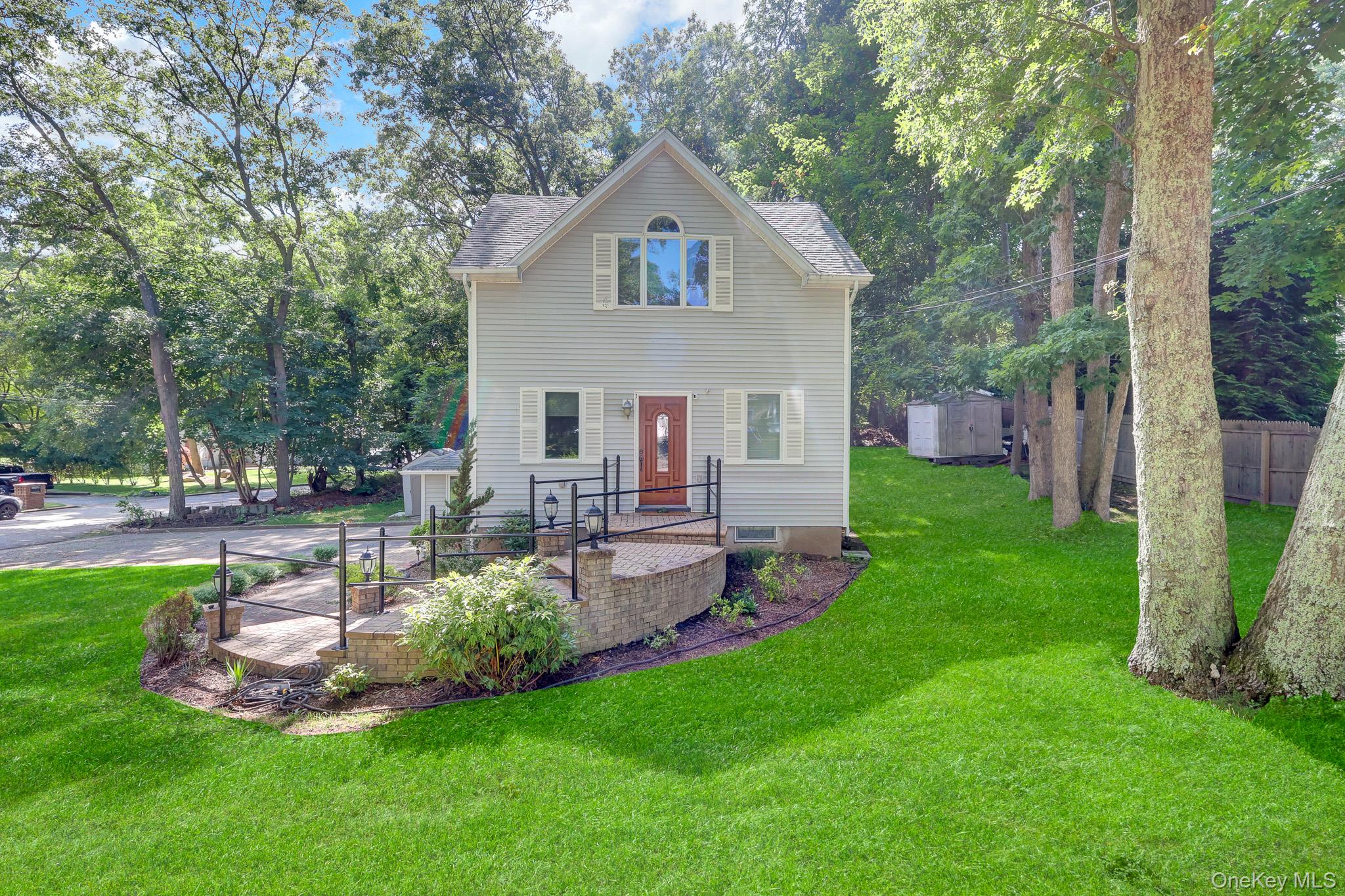 14 Neponsit Road Sound Beach, NY 11789 - Photo 2 of 23