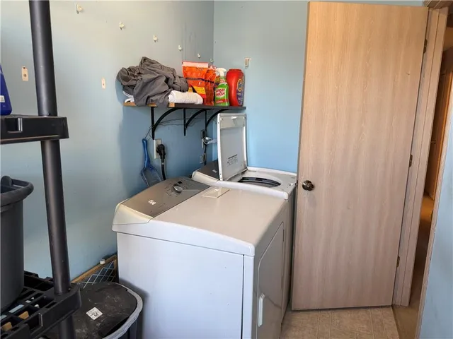 $299,900 | 2202 Meadow Trail, St. Joseph, MO 64503