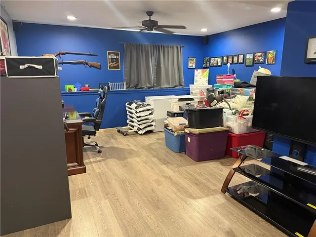 $299,900 | 2202 Meadow Trail, St. Joseph, MO 64503