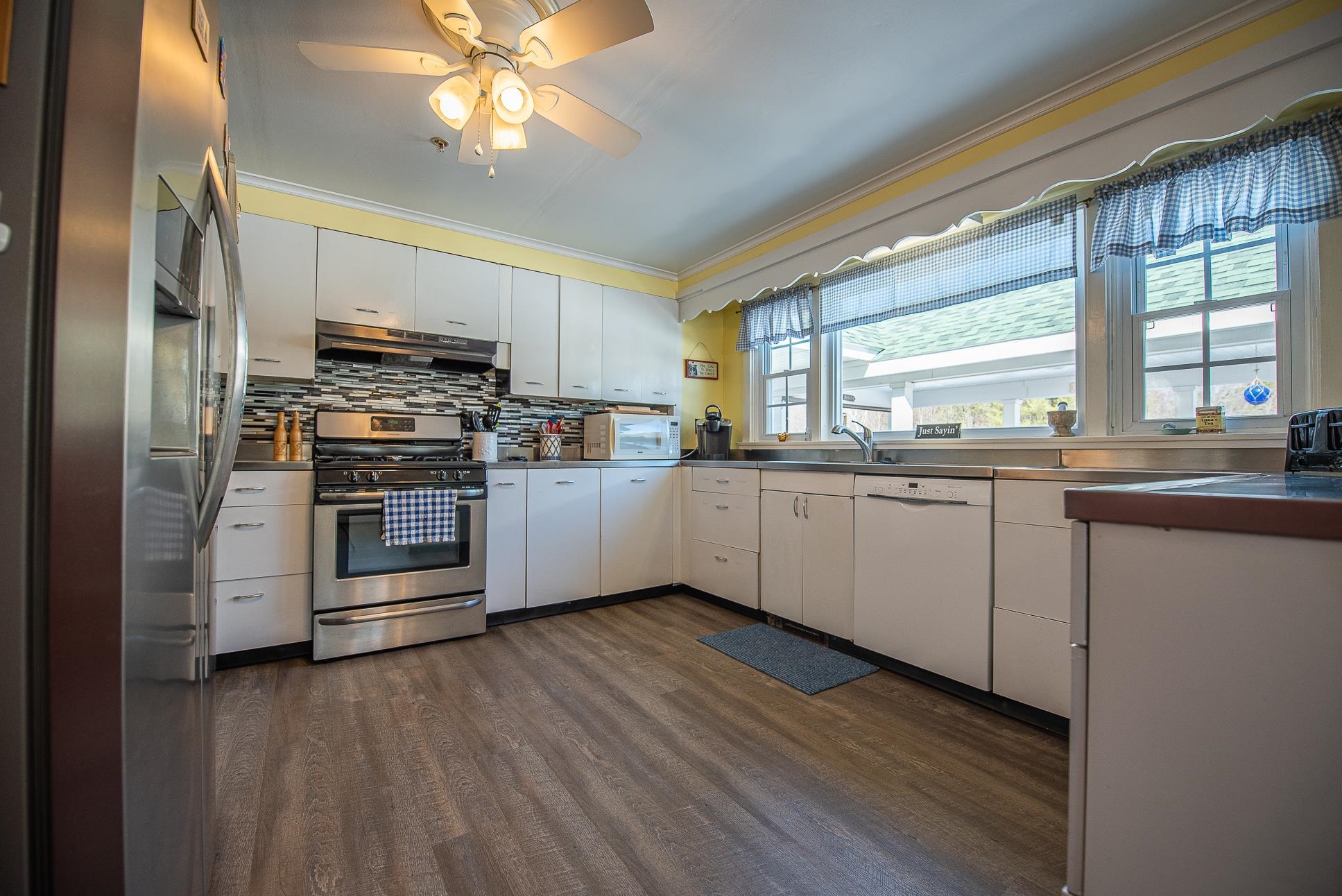 913 Watson Road Laconia, NH 03246 - Photo 8 of 40