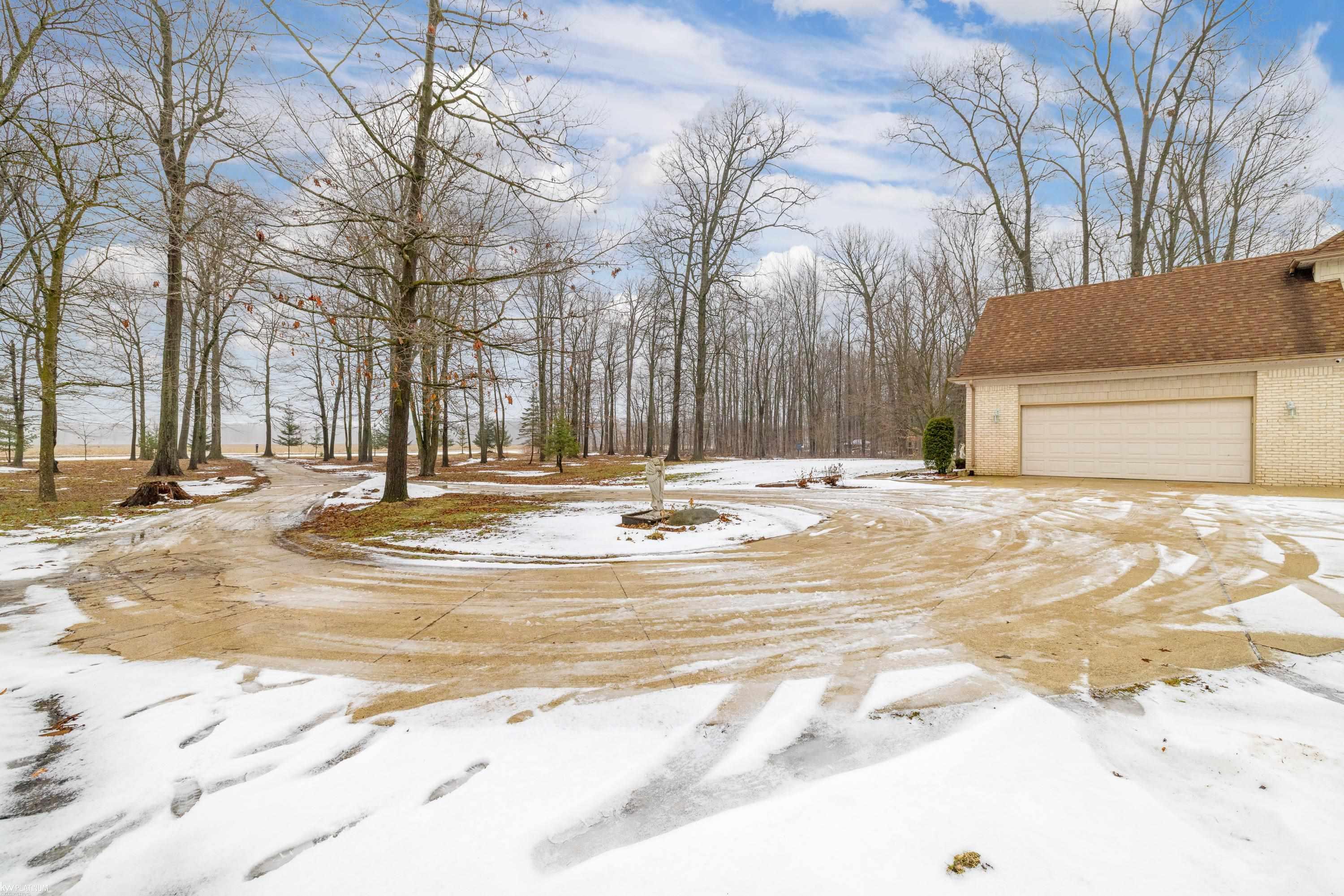 17700 Irwin Road Armada, MI 48005 - Photo 5 of 80 50197147-2a7d6c3d-cfaa-411a-83cf-77921f275991.JPG