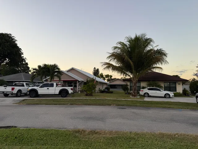 $2,200 | 1389 Pines Lane, West Palm Beach, FL 33415