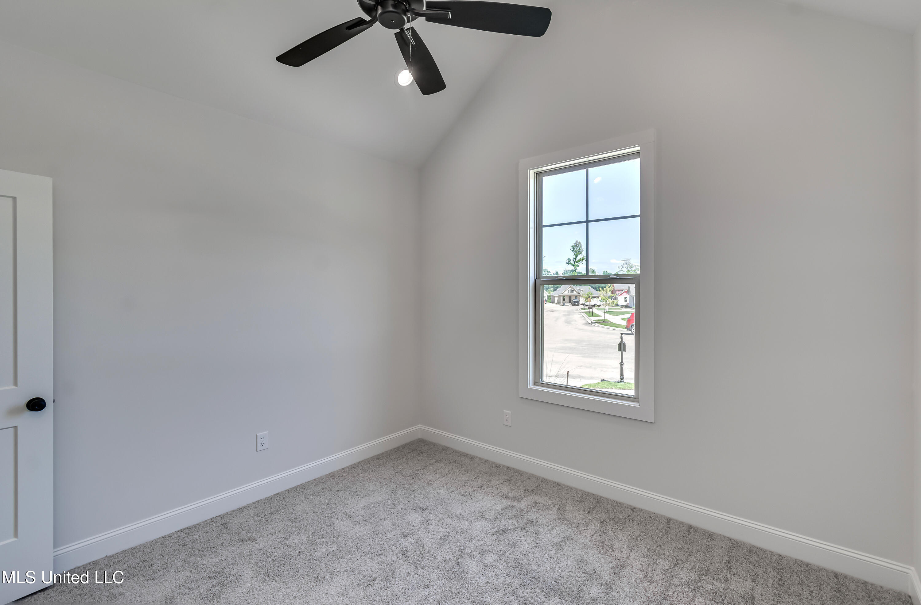 609 Cobalt Way Brandon, MS 39042 - Photo 13 of 52 609 Cobalt Way-17