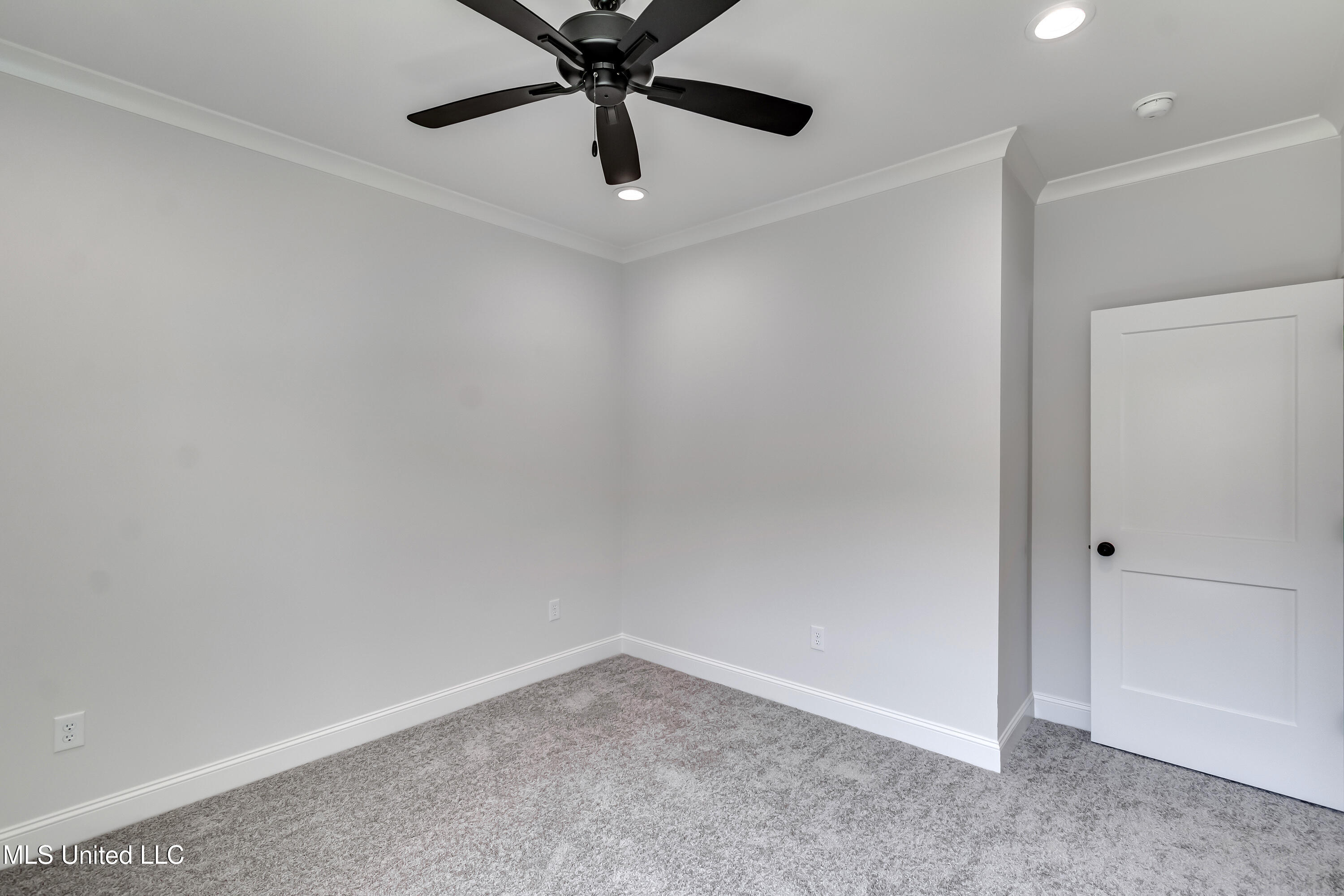 609 Cobalt Way Brandon, MS 39042 - Photo 22 of 52 609 Cobalt Way-24