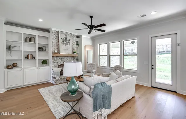 $364,900 | 609 Cobalt Way, Brandon, MS 39042