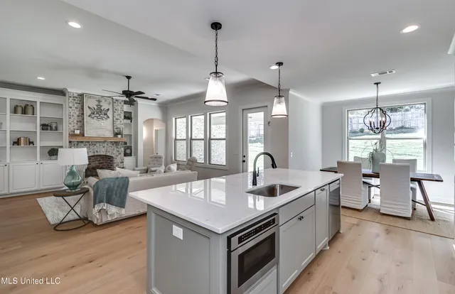 $364,900 | 609 Cobalt Way, Brandon, MS 39042