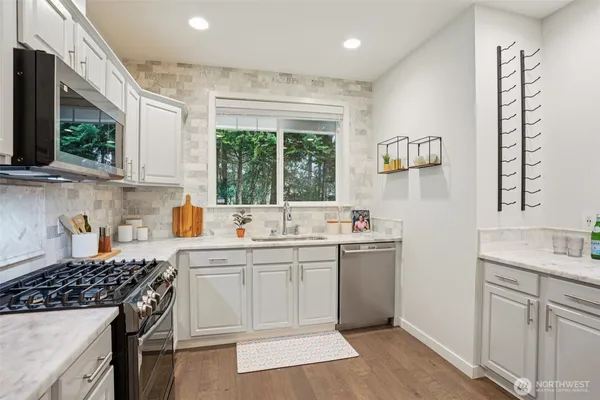 $690,000 | 35215 Aspen Lane Southeast, Unit 1303, Snoqualmie, WA 98065