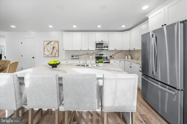 $579,900 | 105 Berry Drive, Wilmington, DE 19808