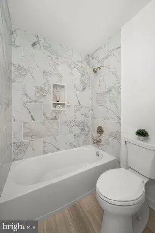 $579,900 | 105 Berry Drive, Wilmington, DE 19808