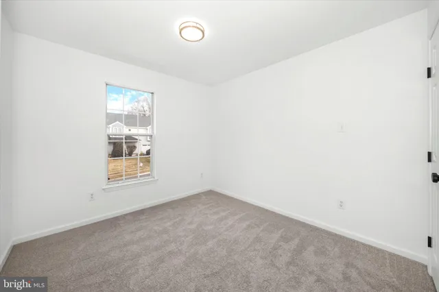 $579,900 | 105 Berry Drive, Wilmington, DE 19808