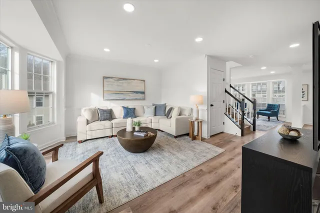 $579,900 | 105 Berry Drive, Wilmington, DE 19808