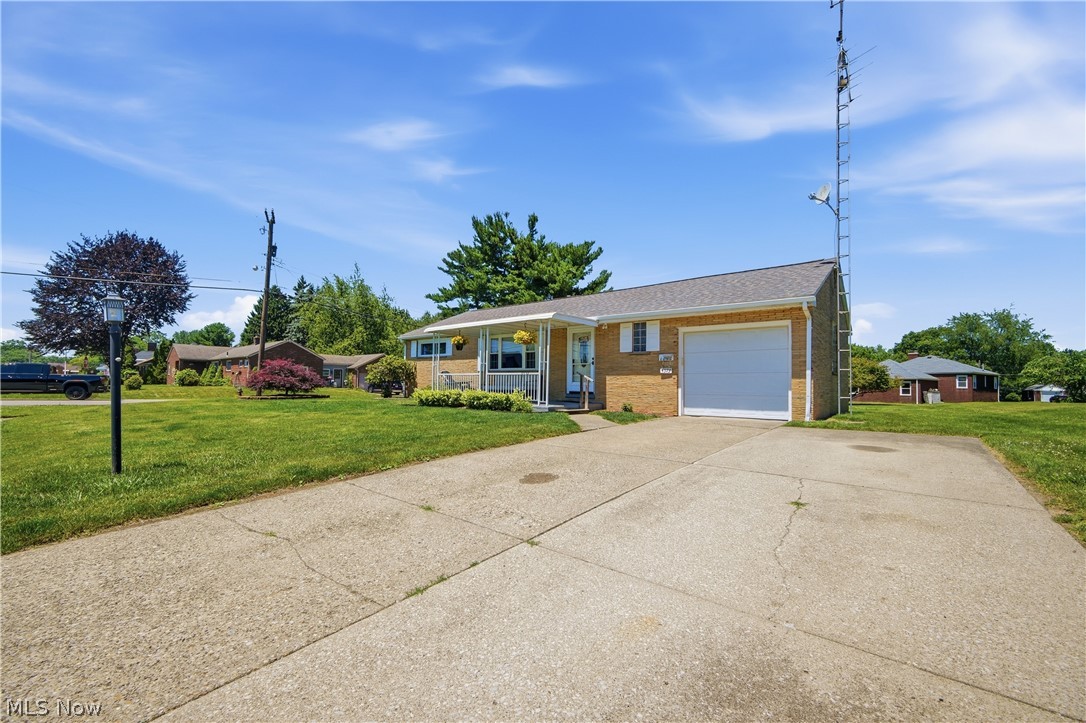 4573 Aurora Street Northwest Canton, OH 44708 - Photo 26 of 39