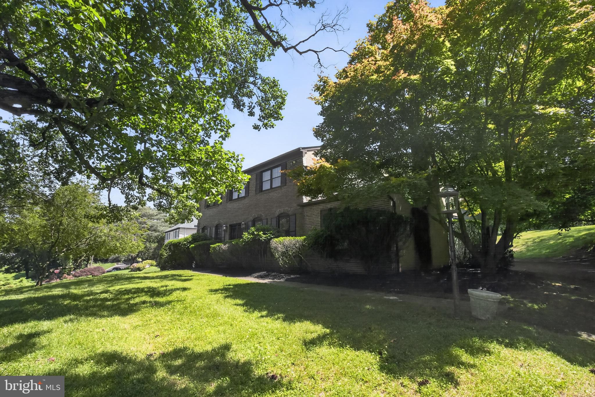 1429 Hopeland Road Wyncote, PA 19095 - Photo 2 of 31