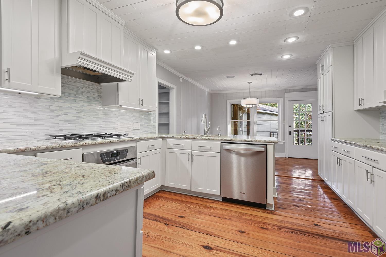 9722 Cal Road Baton Rouge, LA 70809 - Photo 5 of 25