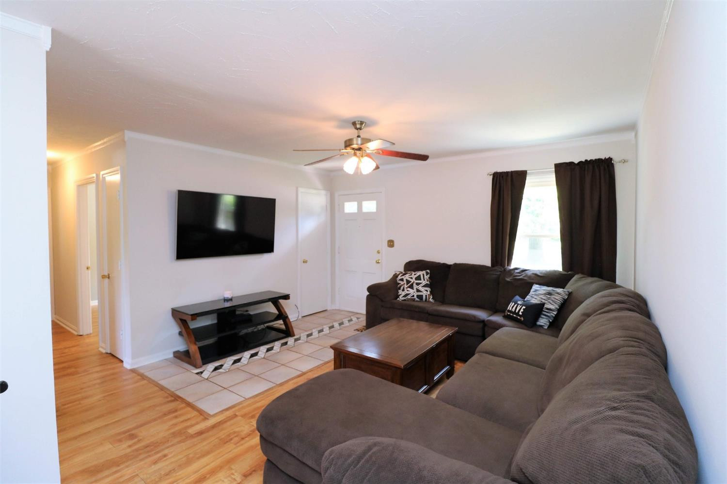 1033 Castleton Way Lexington, KY 40517 - Photo 5 of 26 Listing Photo