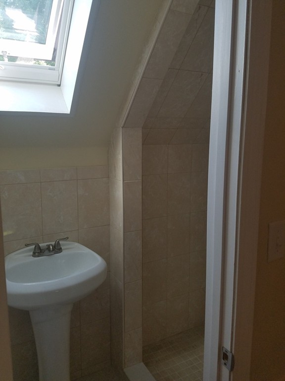40 Reed Street Randolph, MA 02368 - Photo 11 of 24