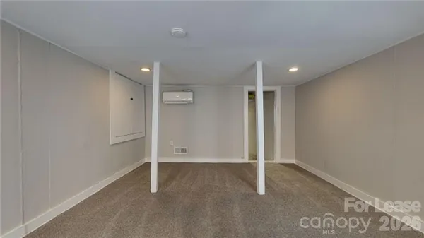 $1,100 | 428 Hawthorne Lane, Unit 7, Charlotte, NC 28204