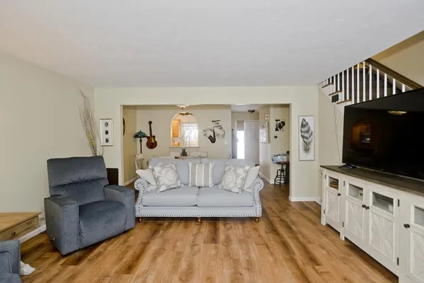 $400,000 | 43 West Summit Street, Unit 10, South Hadley, MA 01075