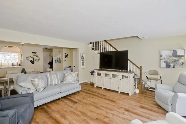 $400,000 | 43 West Summit Street, Unit 10, South Hadley, MA 01075