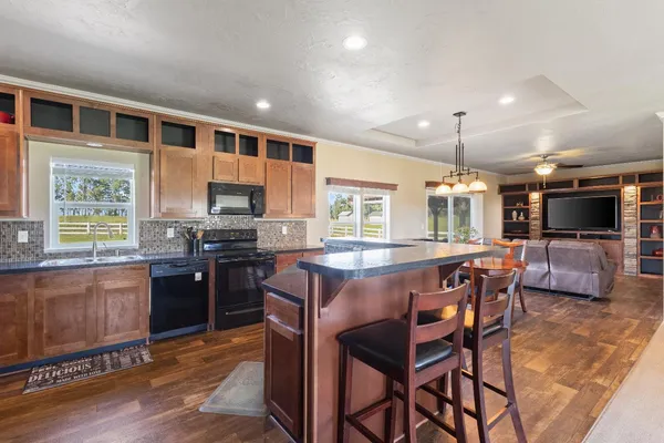 $699,000 | 4390 Rolling Hills Road, Sheridan, CA 95681