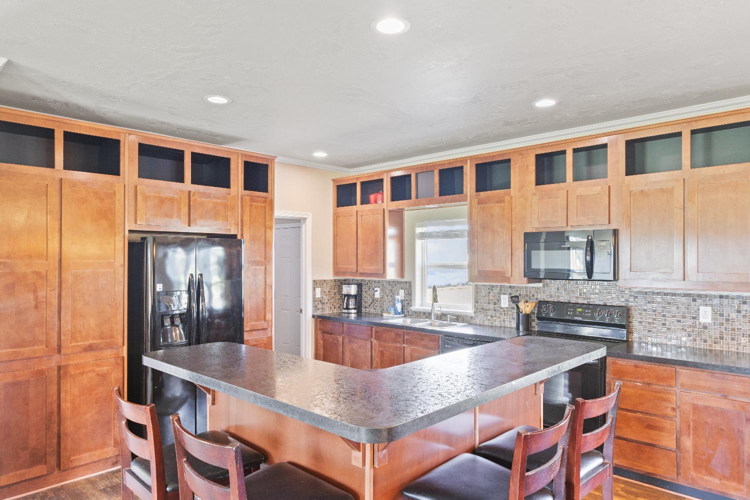 4390 Rolling Hills Road Sheridan, CA 95681 - Photo 7 of 42