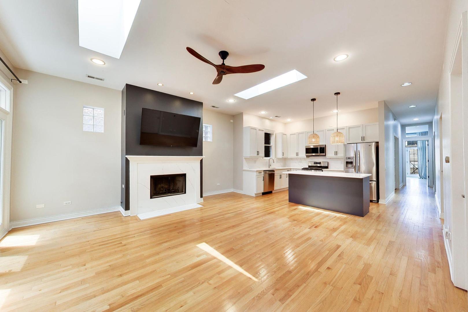 1347 West Washington Boulevard, Unit 4B Chicago, IL 60607 - Photo 3 of 29