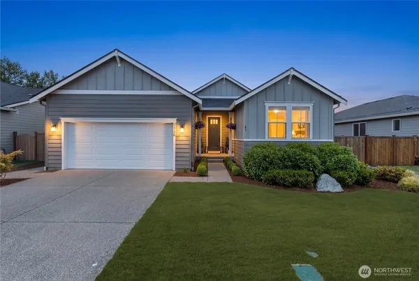 $795,000 | 3569 Elmont Avenue, Enumclaw, WA 98022