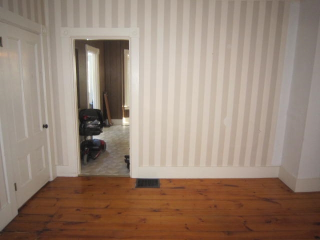 110 Autumn Street Rochester, NH 03868 - Photo 8 of 26