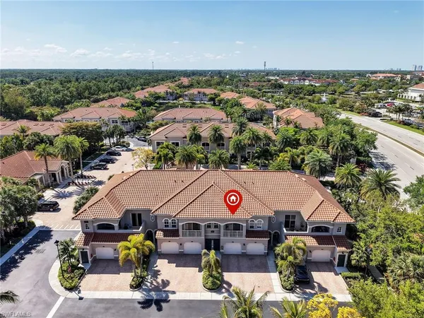 $368,900 | 8561 Evernia Court, Unit 203, Estero, FL 34135