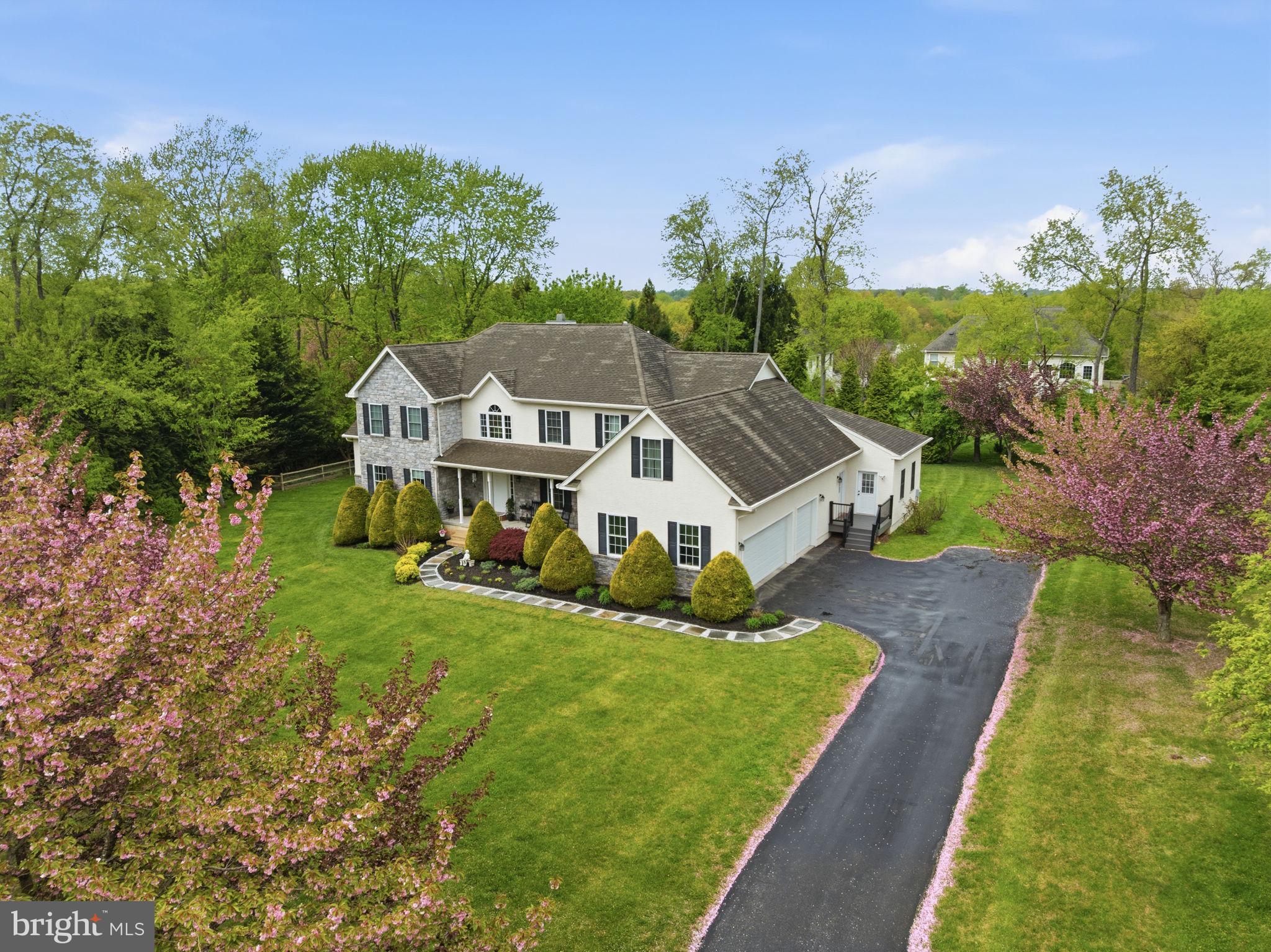 809 Shavertown Road Garnet Valley, PA 19060 - Photo 3 of 62