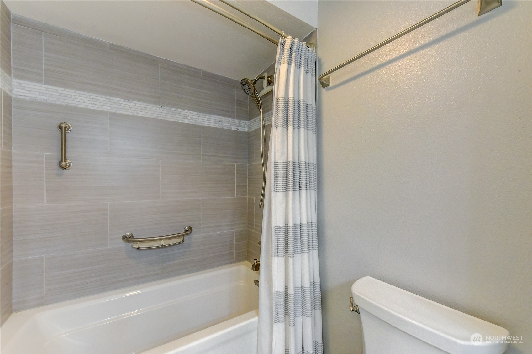17833 163rd Place Southeast Renton, WA 98058 - Photo 17 of 24 Gallery Image 17