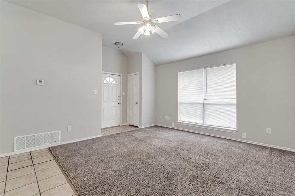 214 Joshua Boulevard Joshua, TX 76058 - Photo 3 of 17