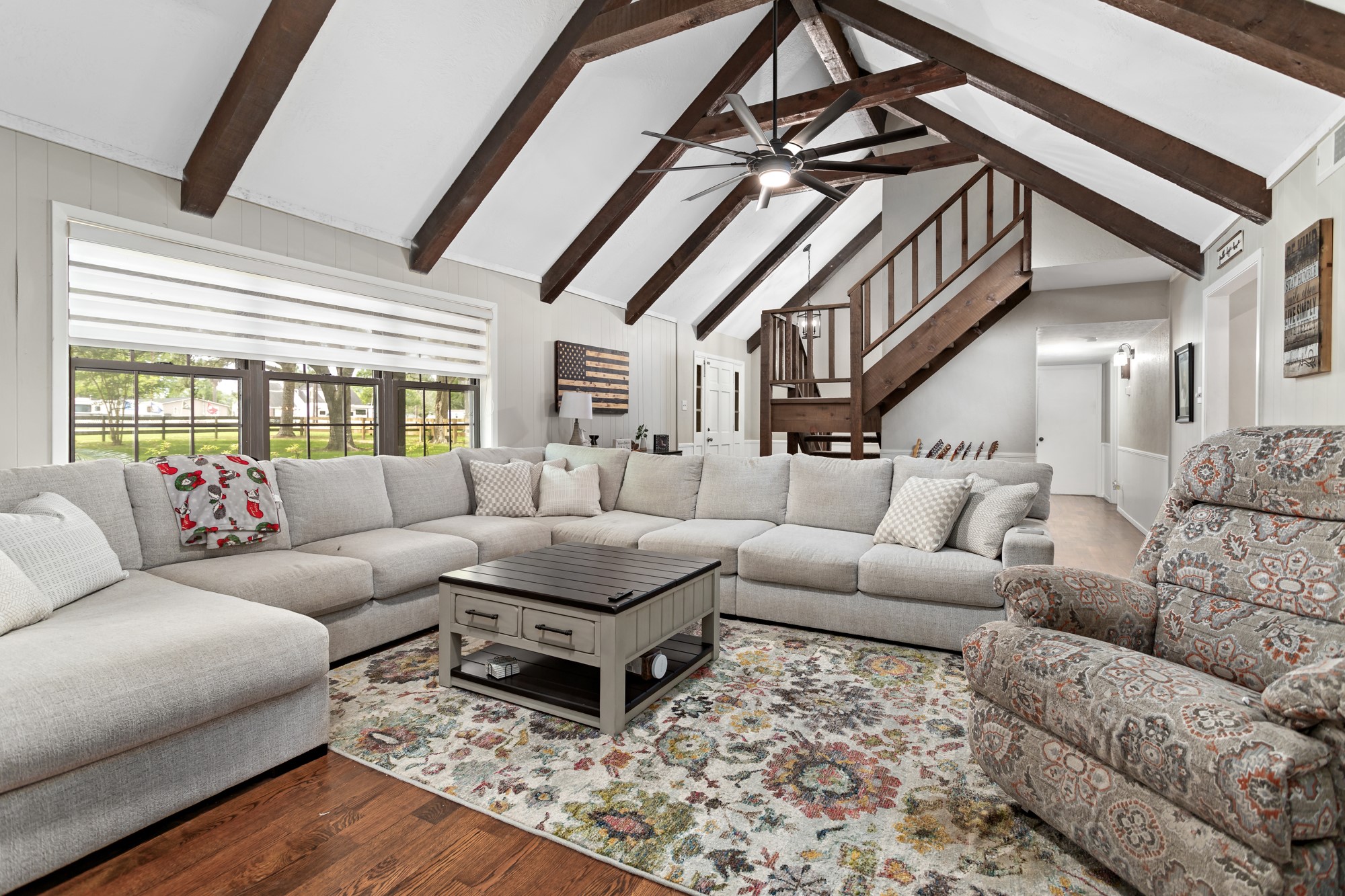 1747 Farm To Market Road 365 Nome, TX 77629 - Photo 6 of 24 a living room with furniture and a rug