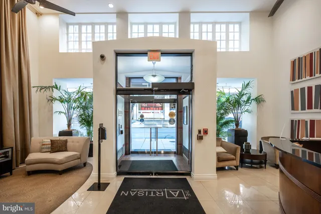 $385,000 | 915 E Street Northwest, Unit 1214, Washington, DC 20004