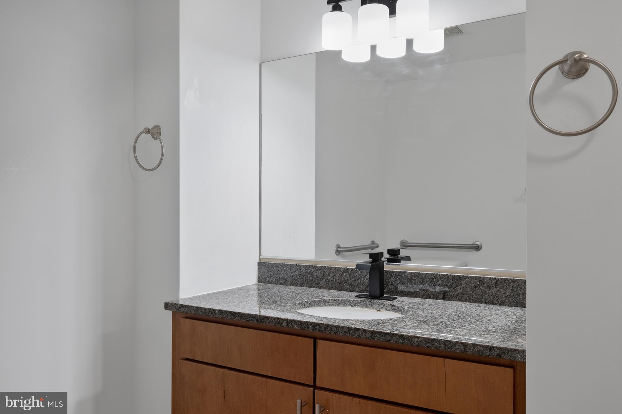 915 E Street Northwest, Unit 1214 Washington, DC 20004 - Photo 26 of 58