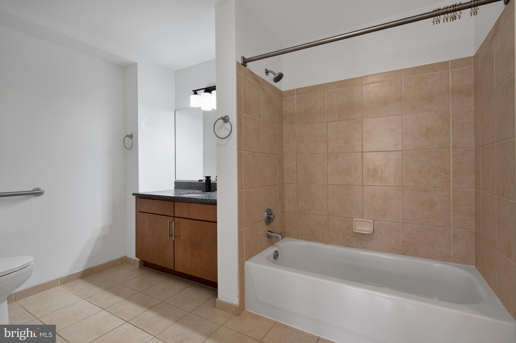 915 E Street Northwest, Unit 1214 Washington, DC 20004 - Photo 28 of 58