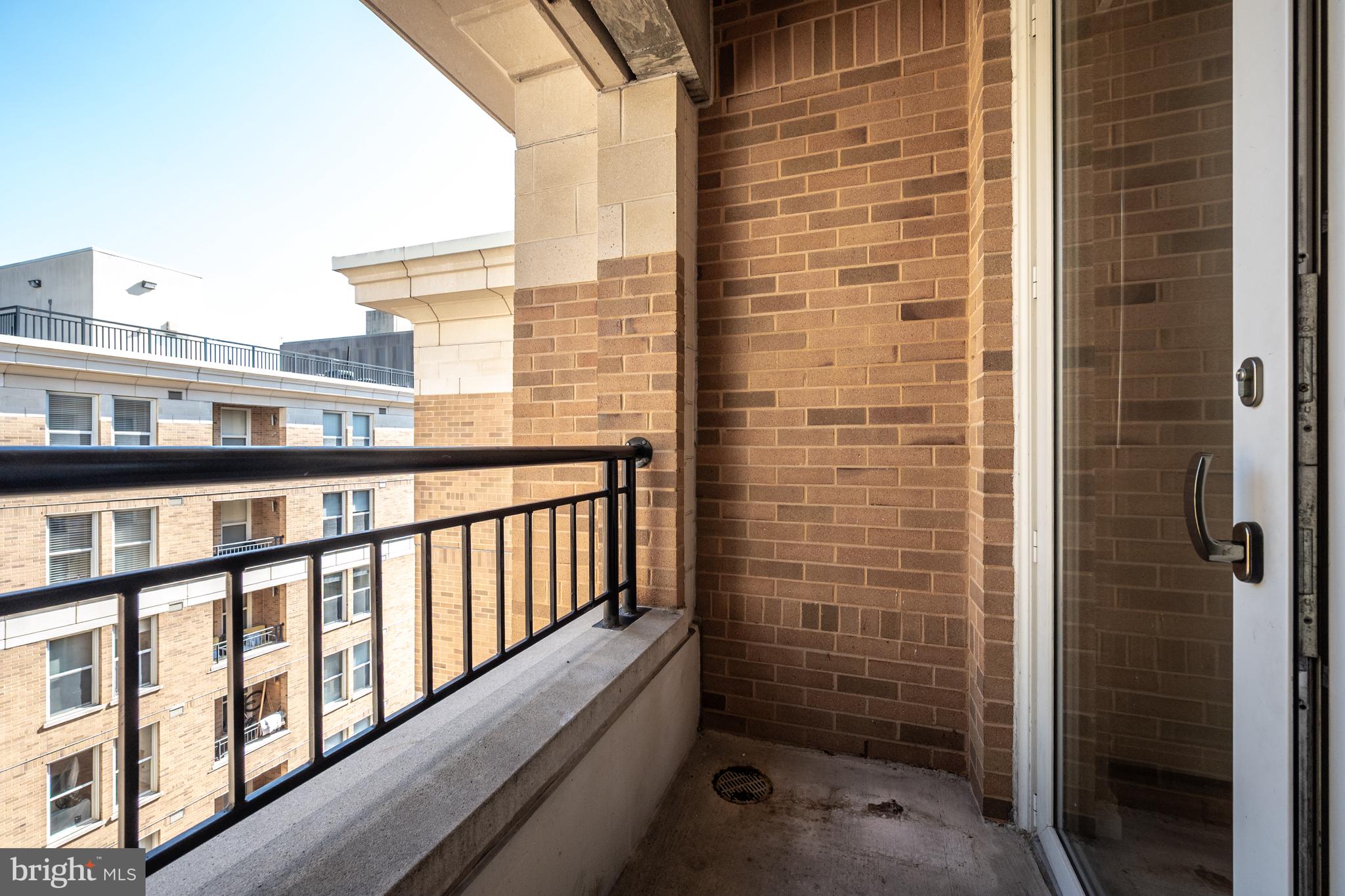 915 E Street Northwest, Unit 1214 Washington, DC 20004 - Photo 31 of 58