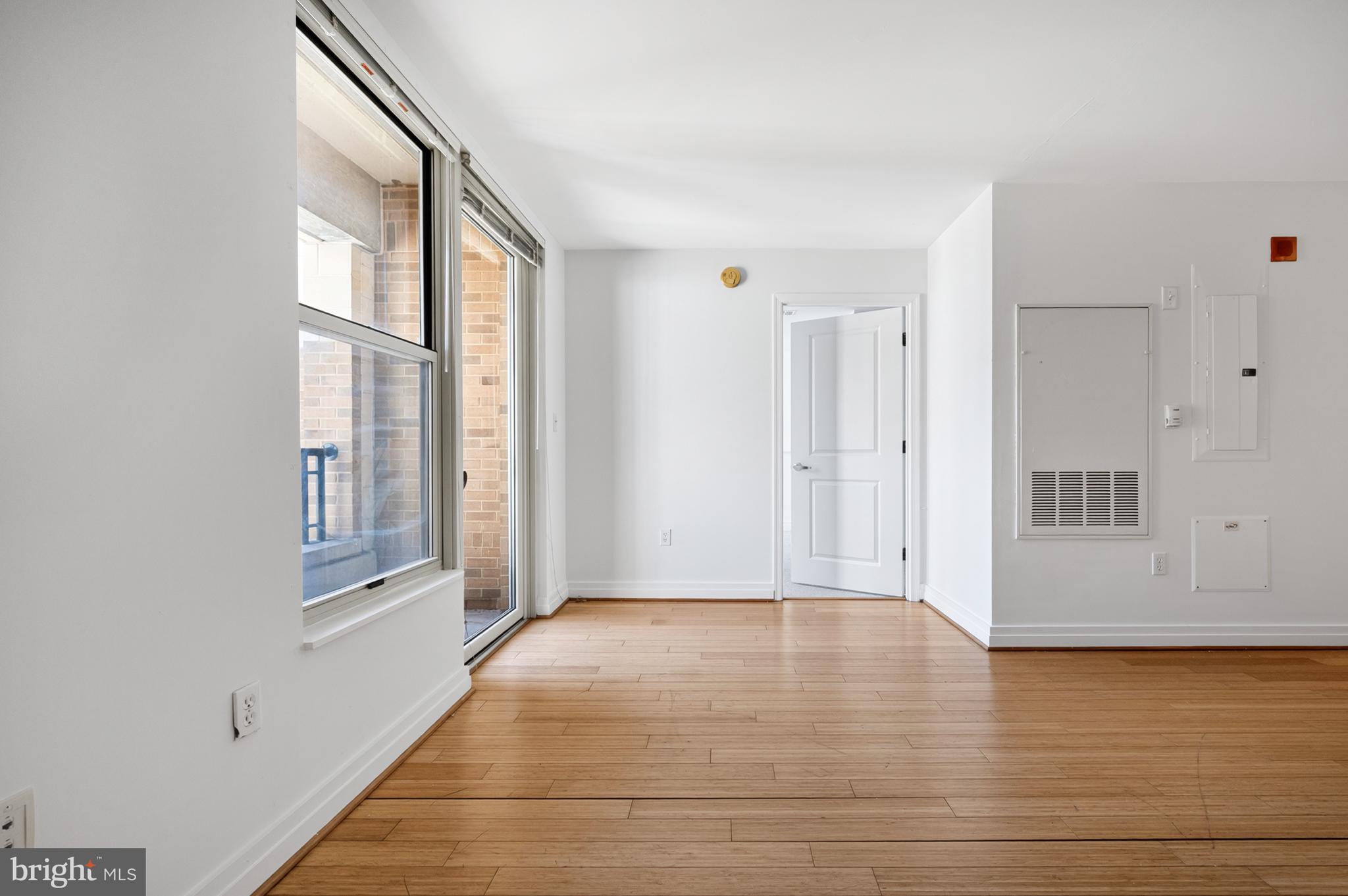 915 E Street Northwest, Unit 1214 Washington, DC 20004 - Photo 9 of 58