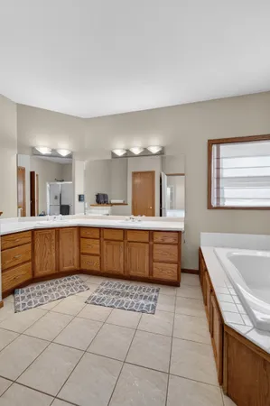 $1,100,000 | 5885 Persimmon Drive, Fitchburg, WI 53711