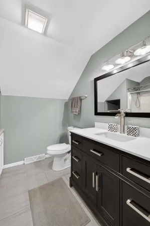 $1,100,000 | 5885 Persimmon Drive, Fitchburg, WI 53711