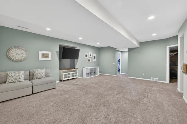 $1,100,000 | 5885 Persimmon Drive, Fitchburg, WI 53711