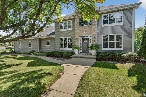$1,100,000 | 5885 Persimmon Drive, Fitchburg, WI 53711