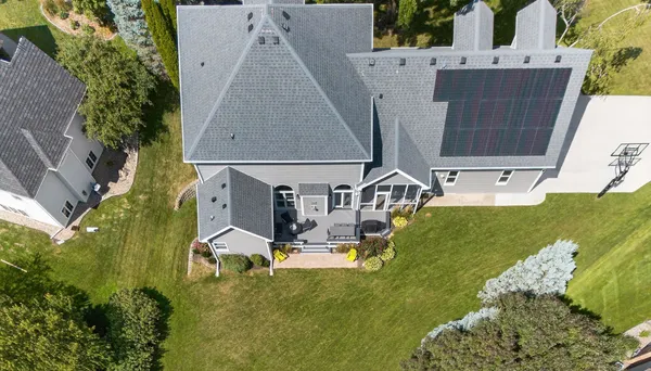 $1,100,000 | 5885 Persimmon Drive, Fitchburg, WI 53711