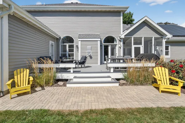 $1,100,000 | 5885 Persimmon Drive, Fitchburg, WI 53711