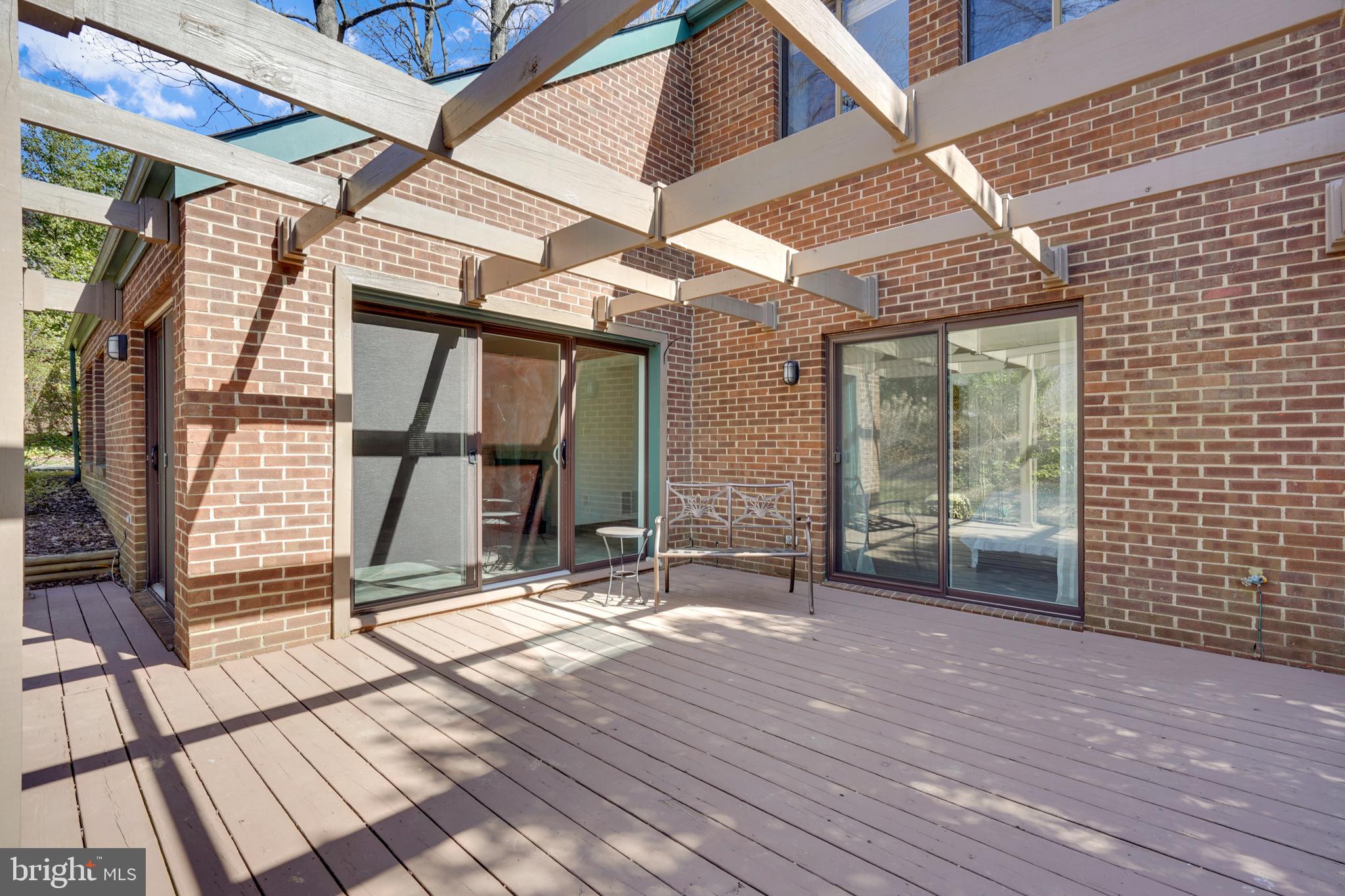 11310 Harborside Cluster Reston, VA 20191 - Photo 28 of 31 Perfect area for distance visiting