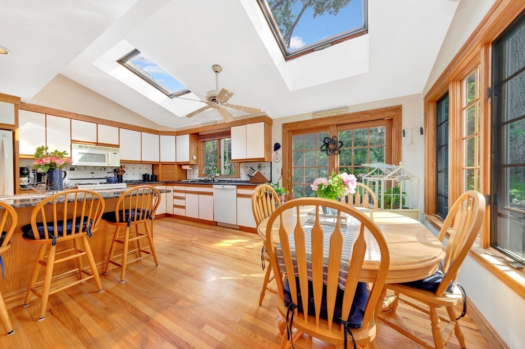 98 Spring Avenue Arlington, MA 02476 - Photo 29 of 38 Gallery Image 29