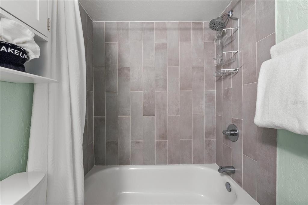 5955 Midnight Pass Road, Unit 4E Sarasota, FL 34242 - Photo 24 of 59 Gallery Image 24