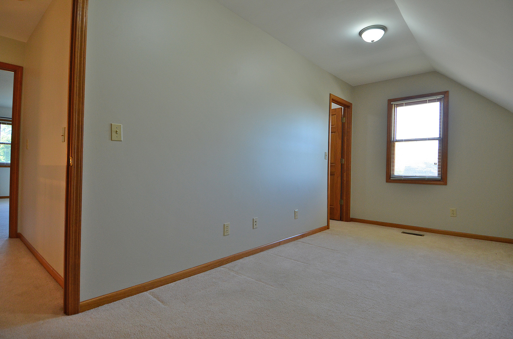 3618 East 1769th Road Ottawa, IL 61350 - Photo 32 of 36 an empty room with windows