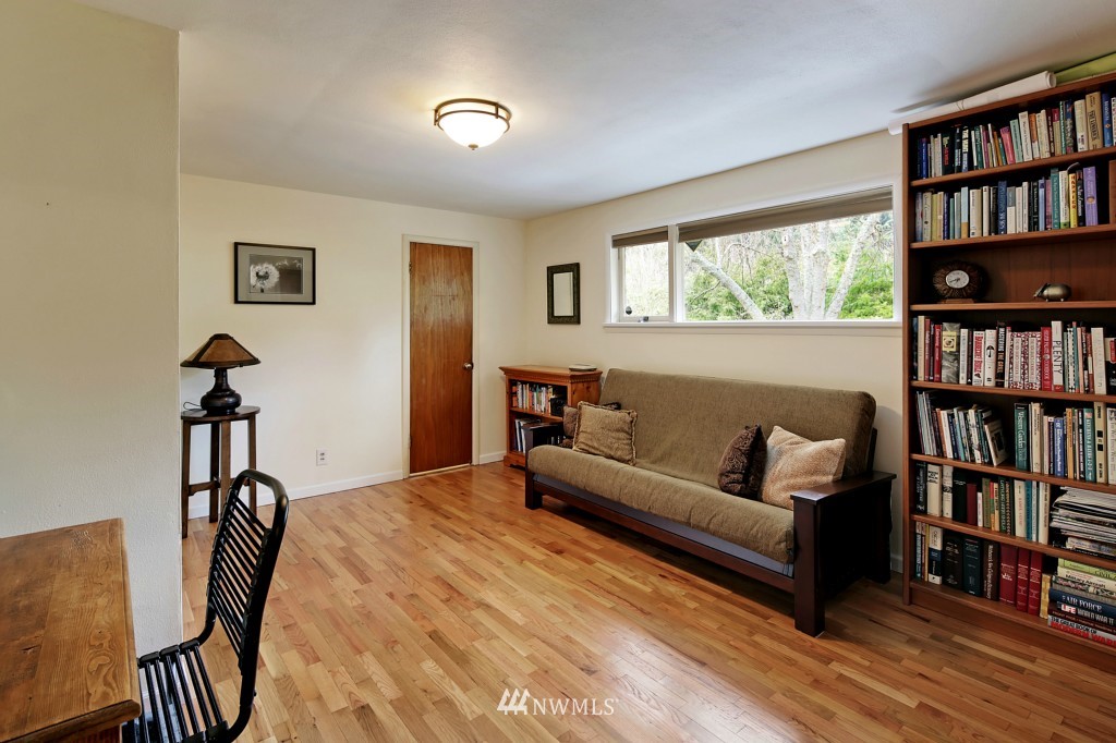 18734 Ridgefield Road Northwest Shoreline, WA 98177 - Photo 13 of 20 Gallery Image 13
